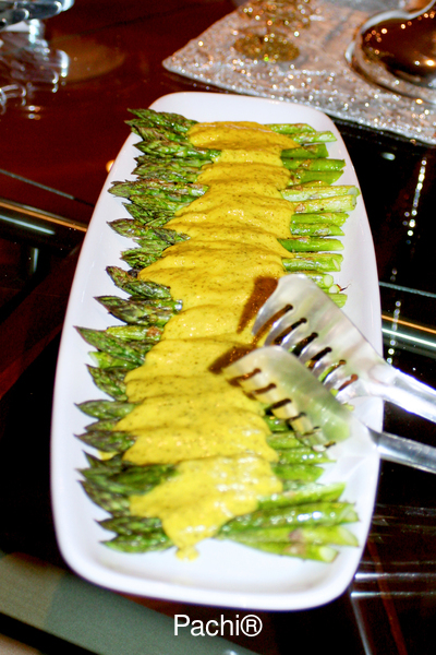 Asparagus with mango ginger sauce