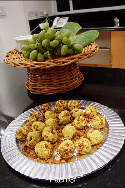 Goats Cheese Chicken Curry Bites